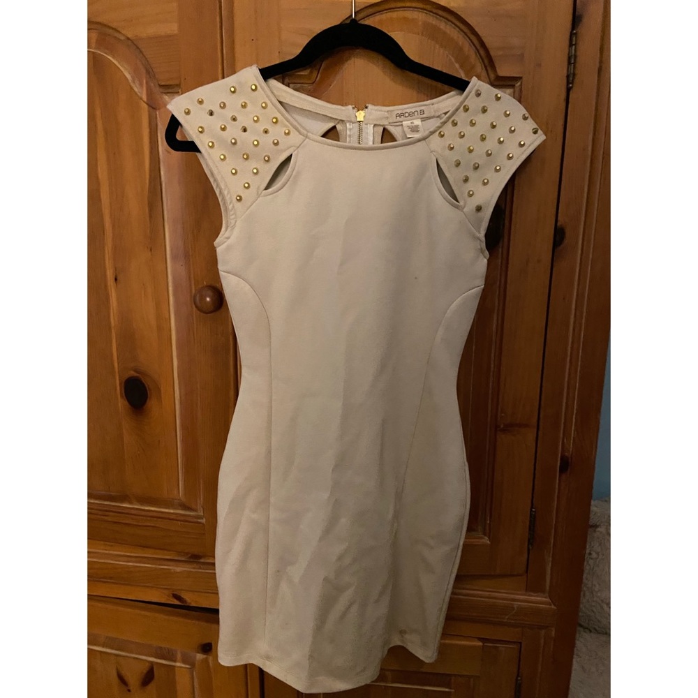 Semi formal dress